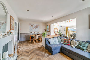 Photo 17- click for photo gallery